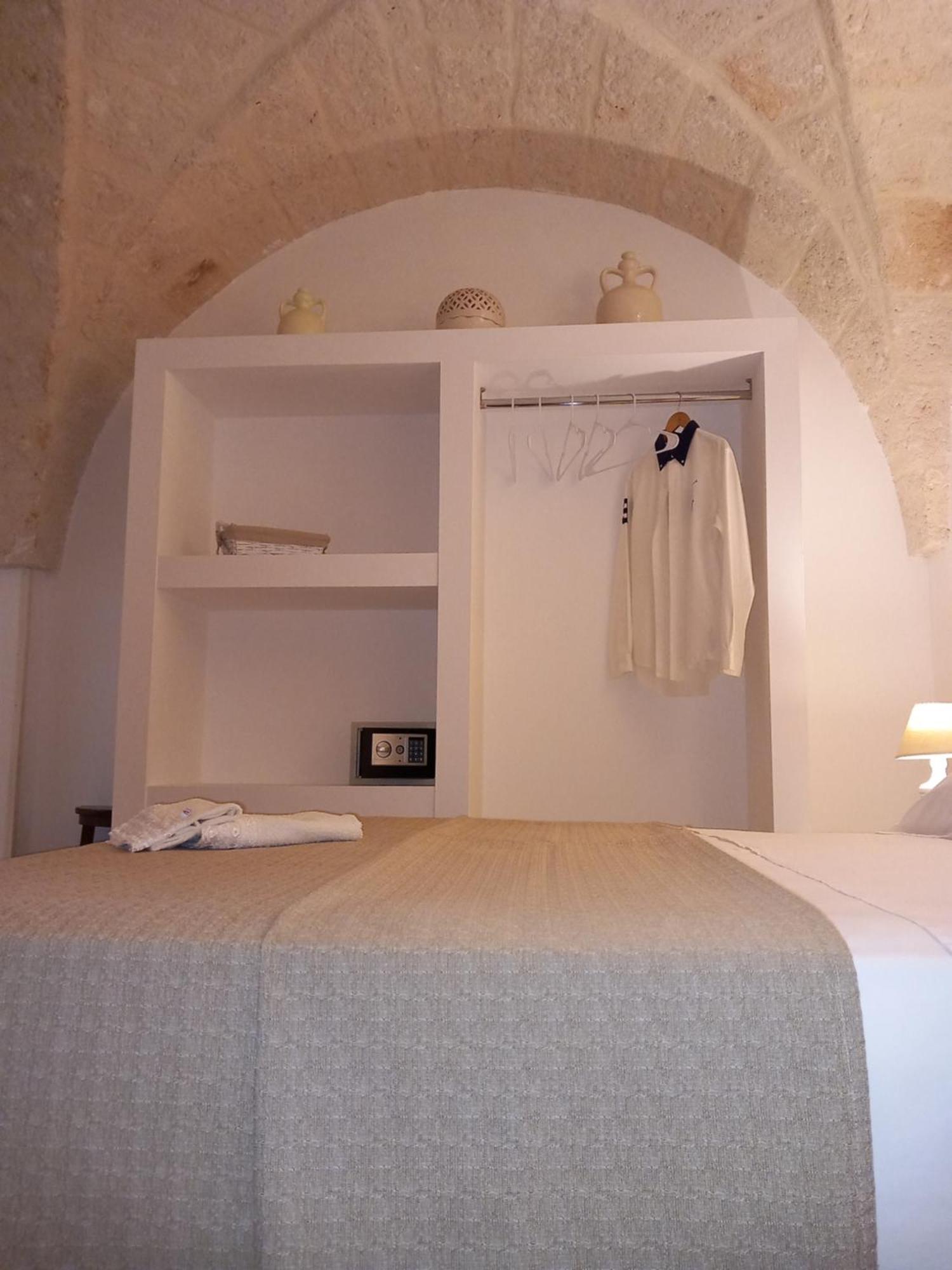 Antica Via Roma B&B E Relax Montalbano  Bilik gambar